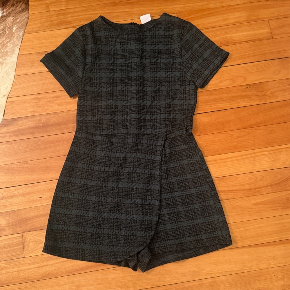 Zara Black and Gray Checkered Garment